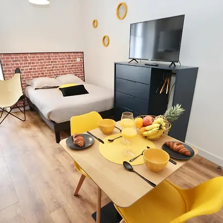 Cosy Street Studio